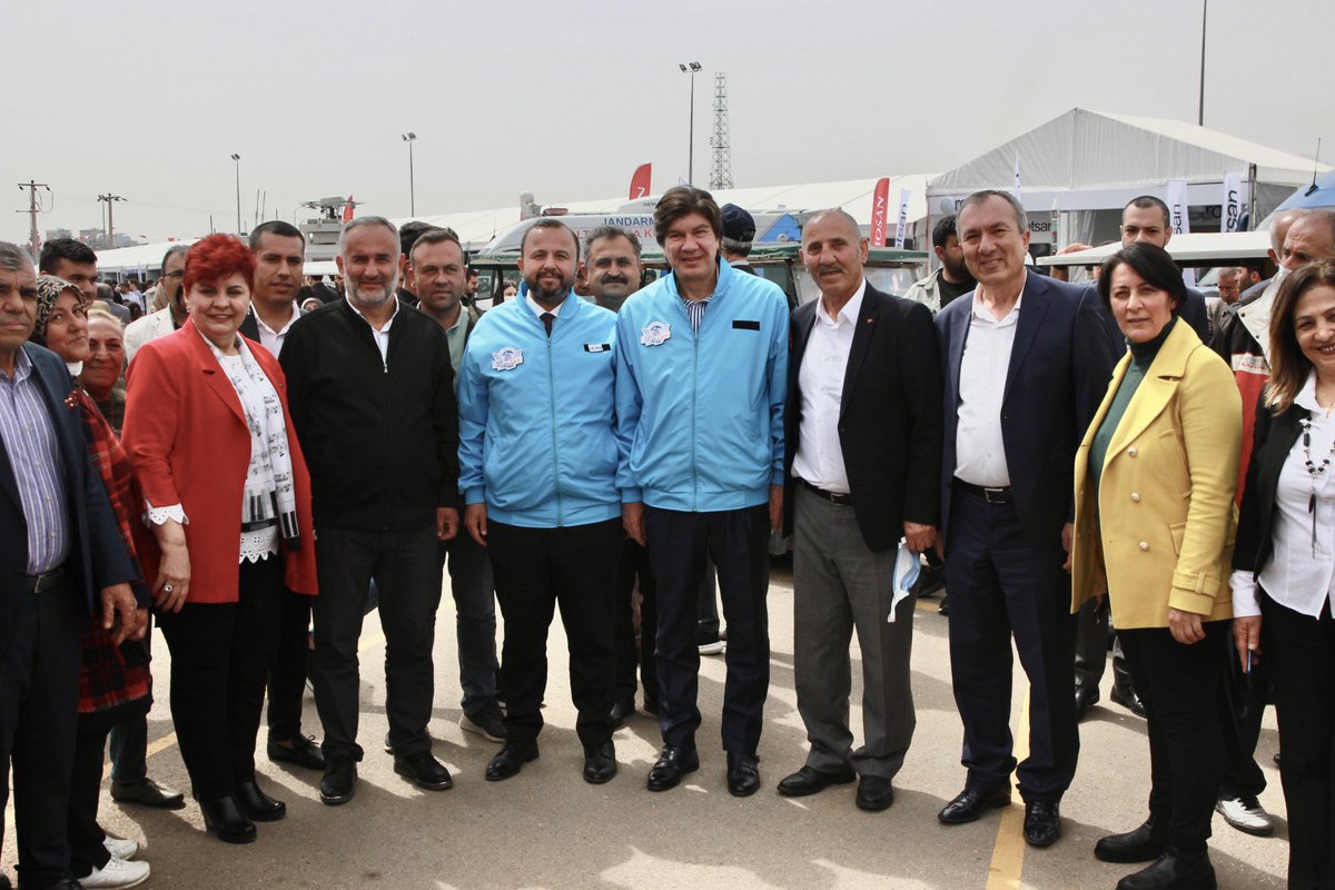 Sanayi ve Teknoloji Bakanımız Sn. Mustafa Varank'ın (<a href="/varank/">Mustafa Varank</a> ) katılımıyla Kepez Belediyemiz tarafından yapılan Antalya Bilim Festivali’nin açılışını gerçekleştirdik. Bu güzel projeden dolayı Belediye Başkanımız Hakan Tütüncü (<a href="/HTutuncu/">Hakan TÜTÜNCÜ</a> ) ve ekibini tebrik ediyorum.