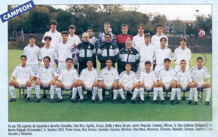 <a href="/AlvaroNegredo9/">Álvaro Negredo 9️⃣</a> Alvaro, podrás reconocer a tu hermano? 😅 gran equipazo!