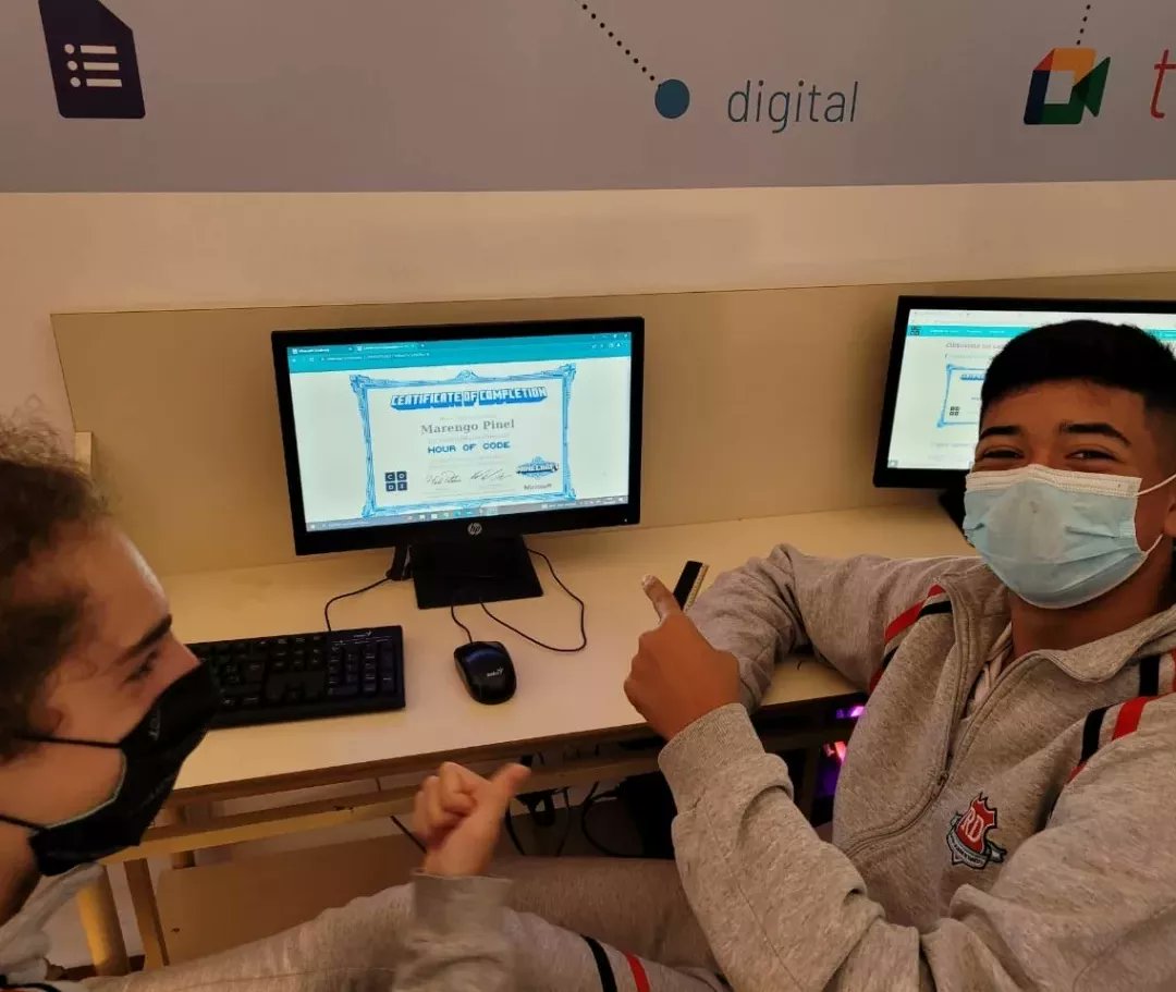 ComplejoEdu's tweet photo. NIVEL SECUNDARIO - 3° año B
Trabajamos "Introducción a la programación iconográfica" de la mano de "La hora del código" temática Minecraft. #ComplejoEducativoDigital #ComplejoEducativo #secundariaRubénDarío https://t.co/AaDyPWqBgm