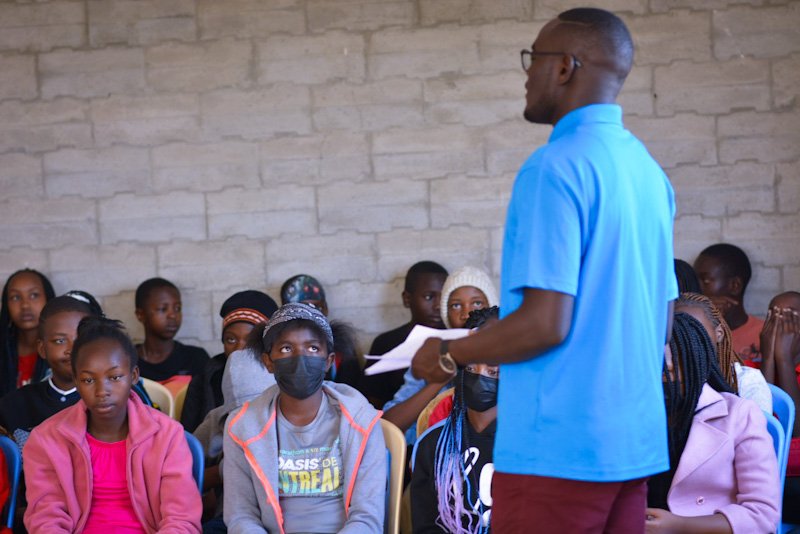 Legacy_Africa1's tweet photo. It has been a week long mentorship at St. Peter's Catholic Ruai. We are firmly rooted in our commitment to redefine mentorship and create long-standing impact on our mentees. We believe that through mentorship, we can raise a generation of premium leaders.
#staircasetosuccess. https://t.co/vIIX8izV3O