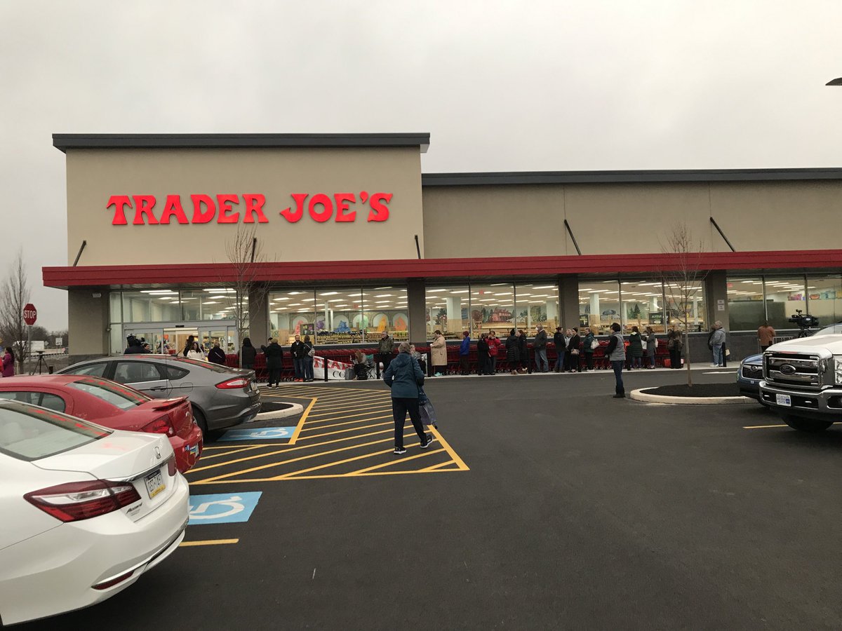 sgleiter's tweet photo. It’s a big day for Trader Joe’s shoppers! Store in Lower Allen Township opens at 8 a.m. Shoppers already lined up. https://t.co/VmegdKI6DZ