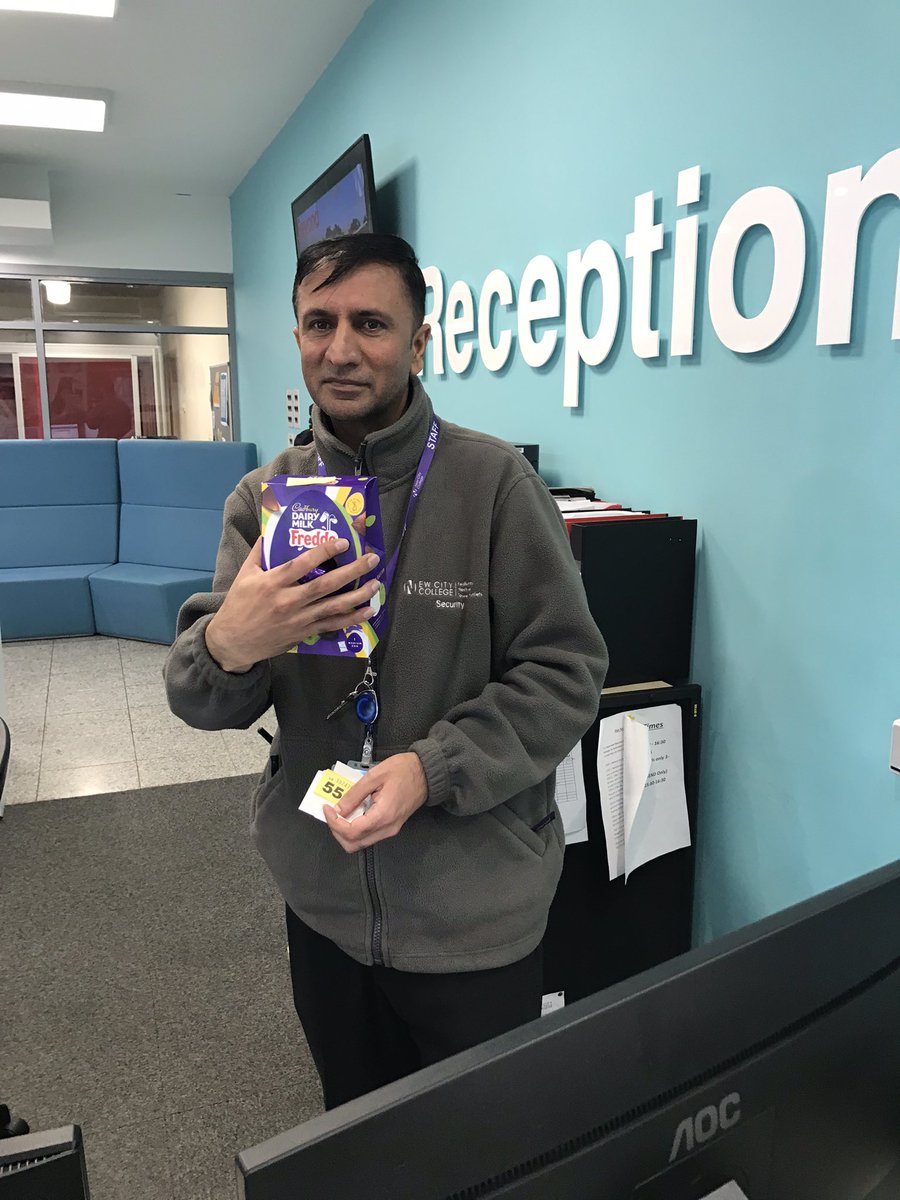 earlyyearsefc's tweet photo. Great to see winners of our Easter raffle @NCCEpping_ to support Ukraine. #UNICEF https://t.co/W4XMxfU118