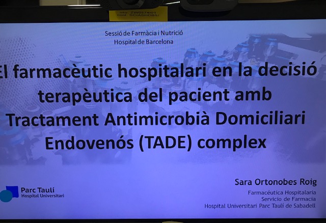 AnaAyestaran's tweet photo. Hoy en nuestra sesión de #serviciodefarmaciaynutricion #scias #hospitaldebarcelona con @petita_libelula presentándonos su experiencia en #tade en @parctauli. Magnífica presentación y un gran trabajo de @FarmaciaTauli https://t.co/vdarHJHeFE