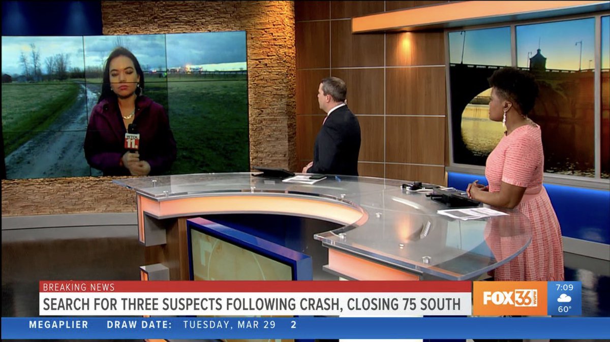TiffanyTarpley's tweet photo. We are LIVE right now on #FOX36 covering breaking news of a crash that’s shutdown part of I-75 north of Lima. @ariylonstott is following the latest from the scene @WTOL11Toledo https://t.co/WUWR2oASQ7