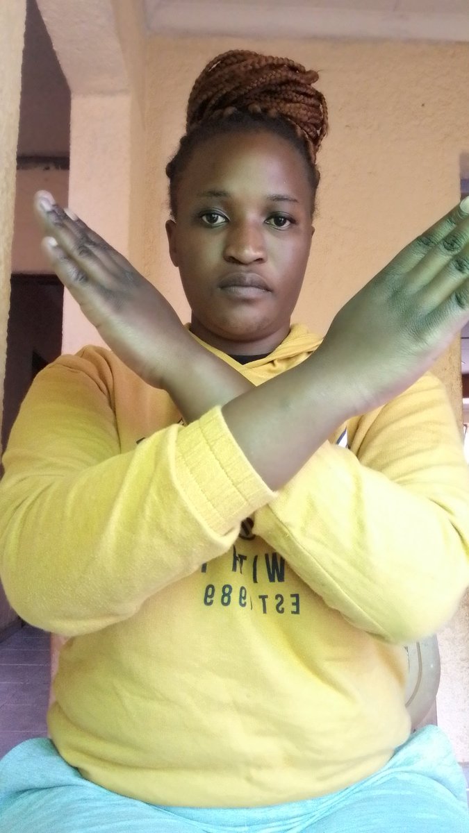 omphile_lebone's tweet photo. @GirlCode_za I want to debunk beauty bias.Some workplace they recruit candidates looking at their facial expression, Although we are told not go judge a book by its cover.
It unables individuals with the same requirements to have the opportunities as we consciously favour attractive people. https://t.co/JEBGB3TiZ9