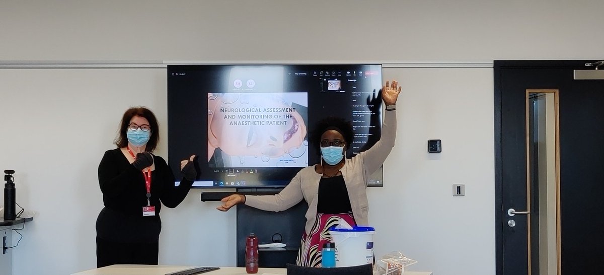 GazDawe's tweet photo. @theatreedandde1 @mrstesssmith @fiona_branch @NTUNursing @nottmhospitals @NUHInstitute @nuh_acute @suechisholm01 @mrstesssmith &amp; @sarahle_ inspiring new anaesthetic nurses with glamour! https://t.co/gjpC4mhl4x