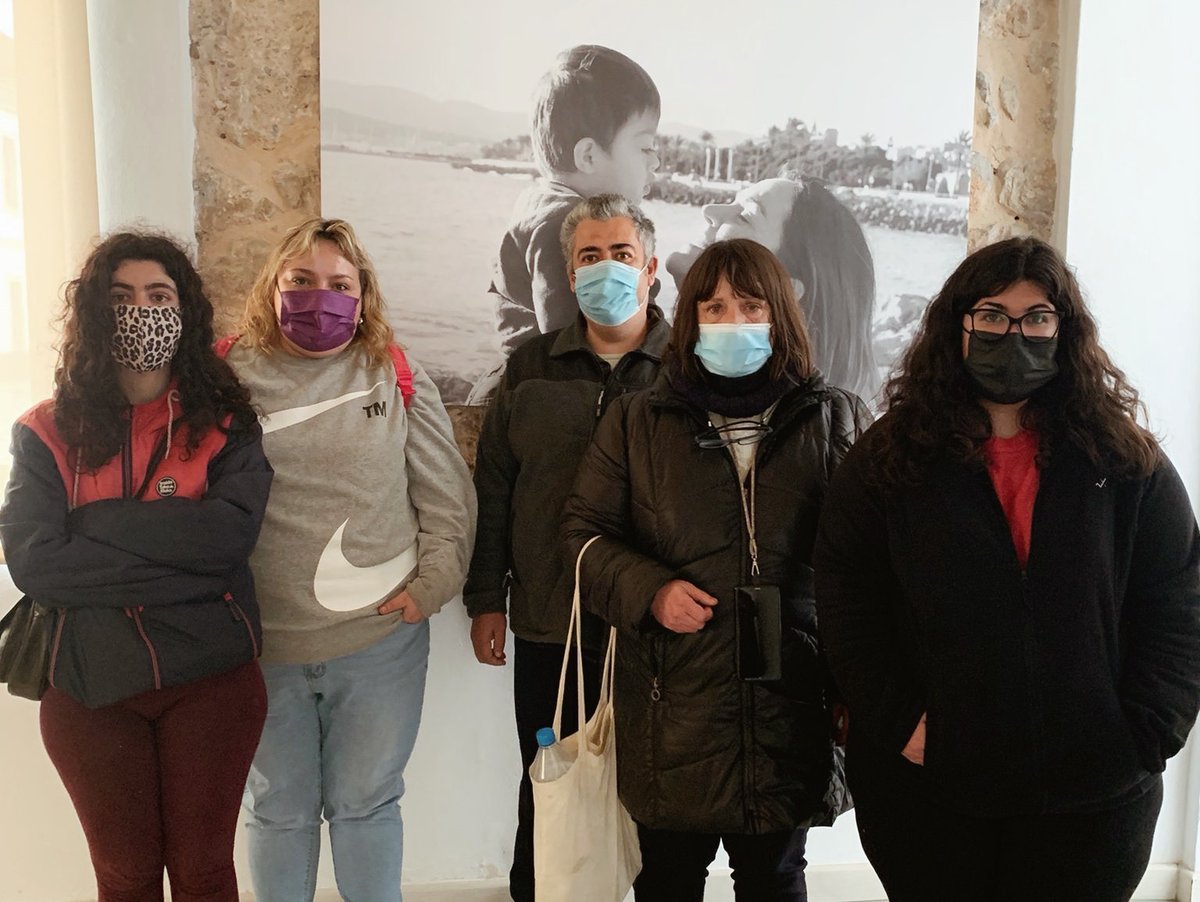 EsGarrover's tweet photo. Amb l'alumnat de #FormacióDual visitam l'exposició "Porque la vida no va de cromosomas", de la Fundación Asnimo.
Una iniciativa molt interessant i que encara sou a temps a visitar al Casal d'Entitats Ciutadanes d'#IncaCiutat
#EntitatsInca #IncaEnXarxa https://t.co/M97XGjCR29