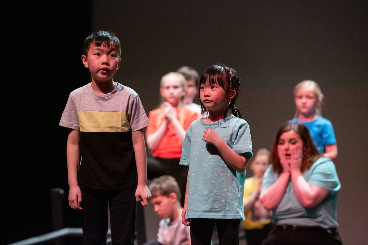LeedsPlayhouse's tweet photo. Our Youth Theatre is committed to raising young people’s creative aspirations and developing their theatre-making skills. With weekly sessions and a collaborative process, it produces work that responds to the lives of young people.
 
Find out more >> https://t.co/5ft7pqbOJe https://t.co/chJvCpiPPE