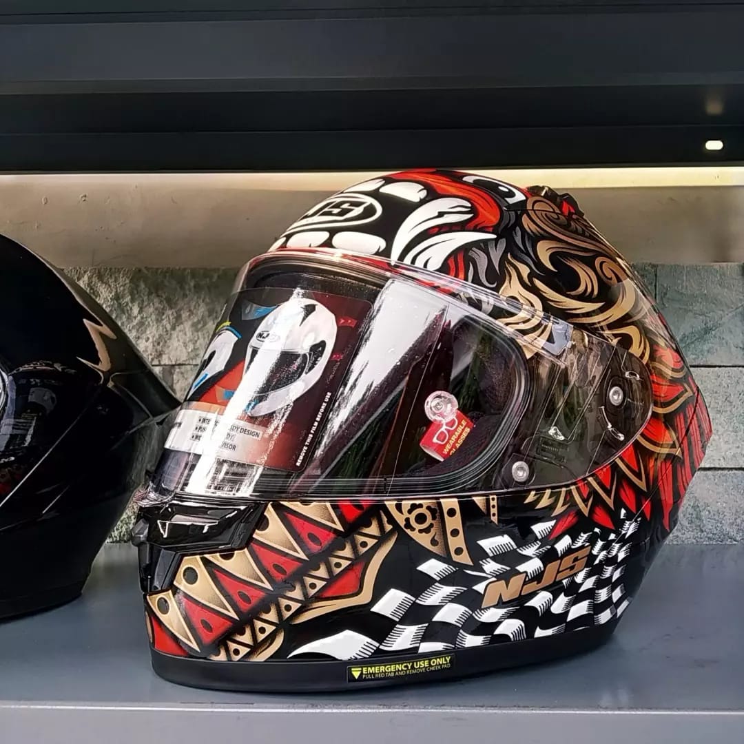 olinplg's tweet photo. Yg cari helm merapat gaes

https://t.co/yJAu48Ce9f

#NJS
#NJSBarong https://t.co/9j0qdCfw3O