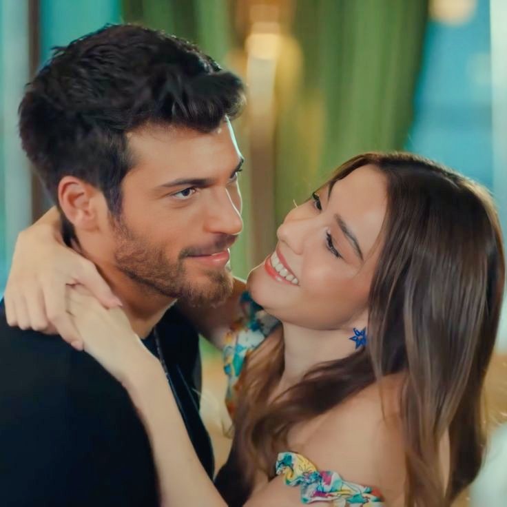 martabarsine's tweet photo. 🏆 PREMIOS NOVA 🏆

Mejor actor ⬇️
https://t.co/rRl9NAUb9V

Mejor actriz ⬇️
https://t.co/59c7qnTRng

Mejor pareja⬇️
https://t.co/BjZ2iAEeg7

Mejor serie turca ⬇️
https://t.co/2LmwkHt9Yd

#CanYaman 🌼 #ÖzgeGürel
#ÖzgürAtasoy ❌⭕ #Ezgiİnal
#ElHombreEquivocado
#BayYanlış 💘 #EzGür https://t.co/i7f2hAn4NS