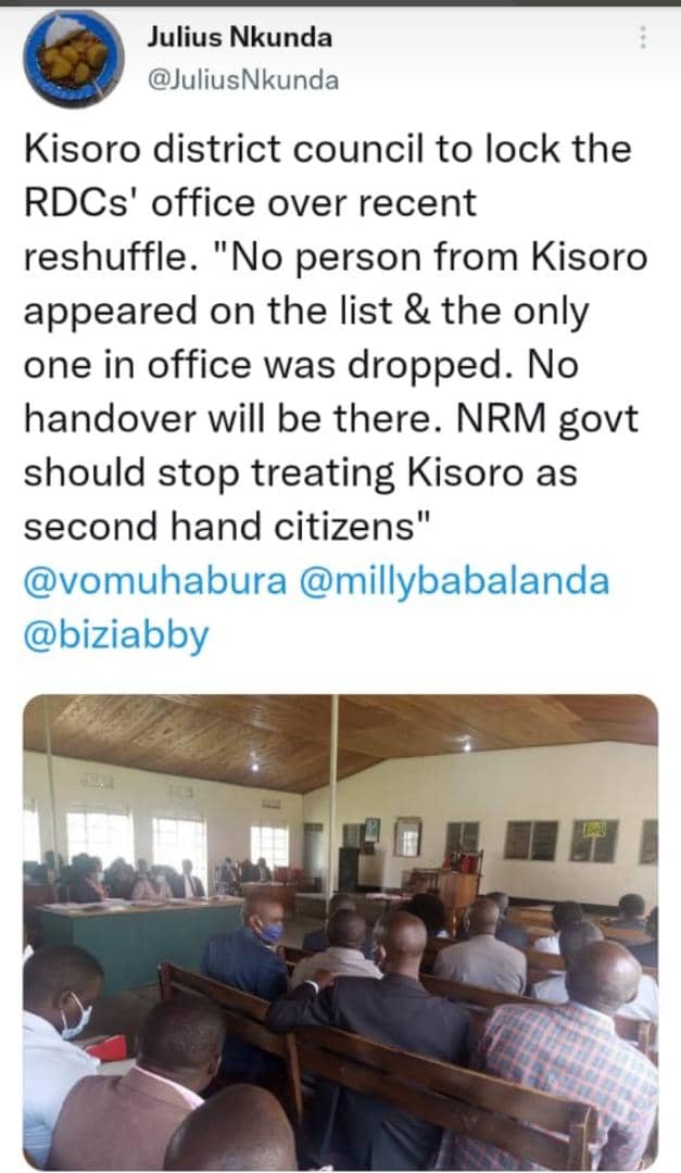 Omujugujugu's tweet photo. We must clean the movement to clearly safeguard the revolution @NRMOnline @KennethOmona @KagutaMuseveni @JanetMuseveni @cdfupdf @millybabalanda @StateHouseUg @DaudiKabanda the whole list of RDCs was a total scum. #WeAreBleeding https://t.co/QCLhxnfxPc