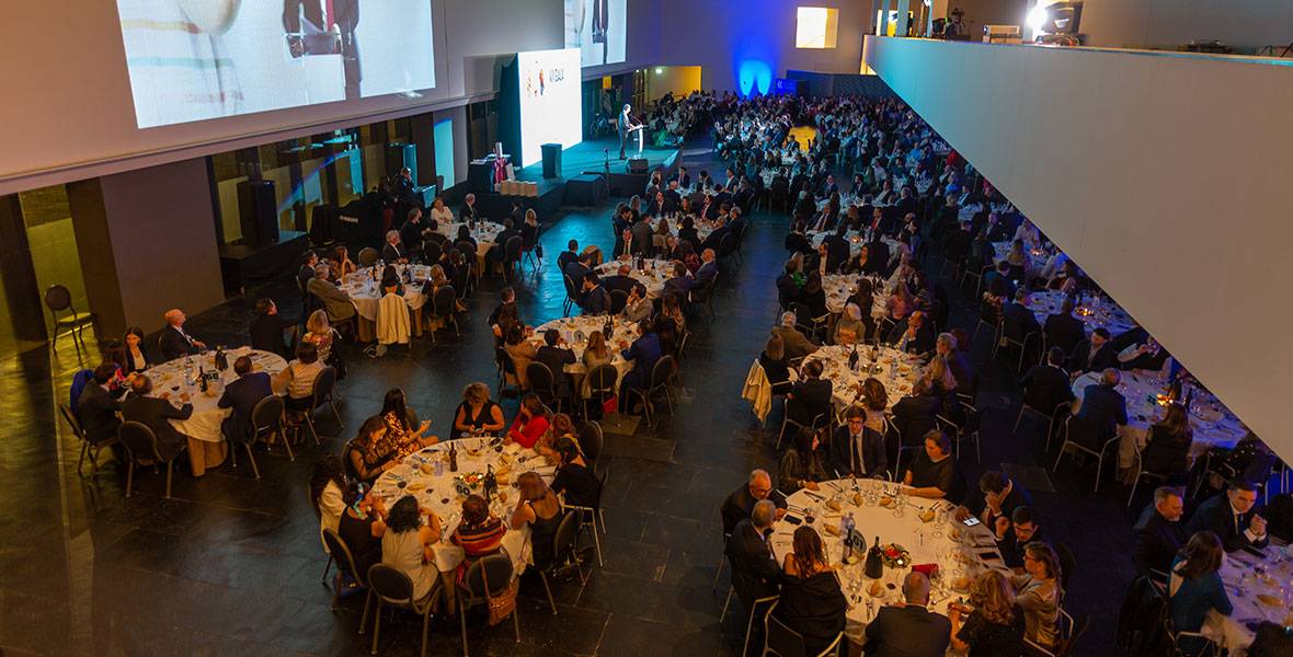 health_in_code's tweet photo. ¡Gracias @ClinicaNavarra por invitarnos a colaborar en la VII Gala Benéfica Niños Contra el Cáncer @NCCancer! 

Los beneficios obtenidos se destinarán a proyectos de investigación y acceso a tratamientos específicos para #cáncerinfantil. 

#GraciasPorTantaVida #CUN #NCC #Oncology https://t.co/JYujGyXPQm