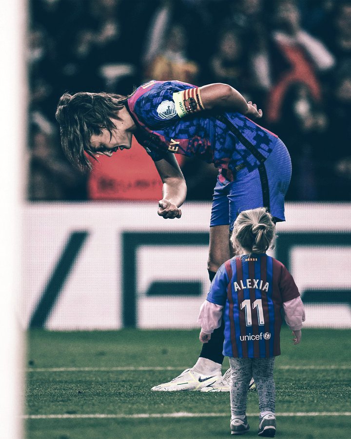 mikisoria's tweet photo. Qué preciosidad de montaje

🖌️ @Barzaboy https://t.co/Xp7qkNF3H6