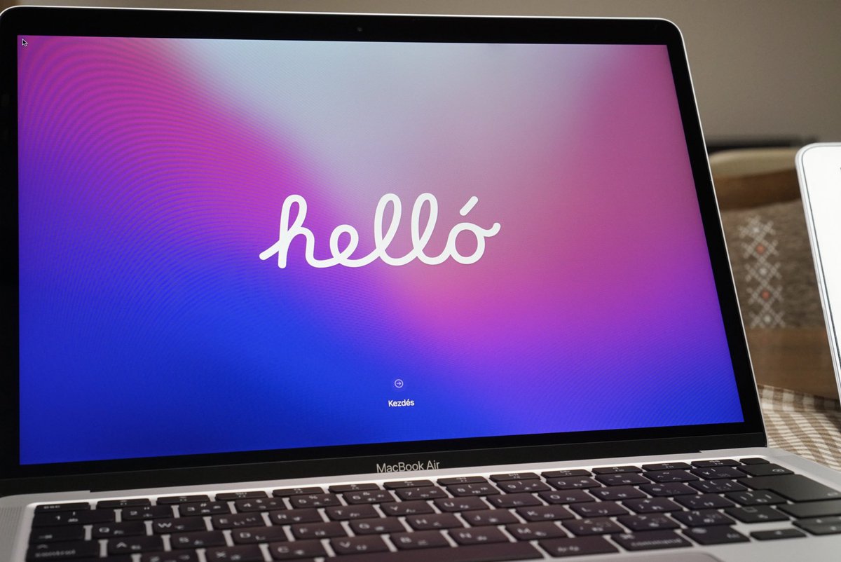 shigeinc's tweet photo. 新しいMacBook Air✨
めちゃ早いし音質良すぎ😭 https://t.co/NxnvZMuS8w
