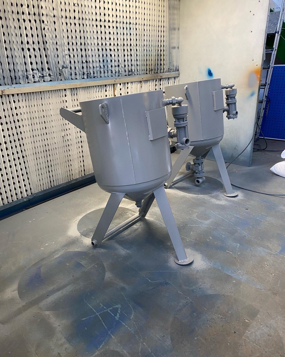 eccofinishing's tweet photo. More of our Blast machines getting primed ready for top coating #justablastmachine #blastpot #blastmachine #shotblasting #surfacepreparation https://t.co/8oj73jaHhK