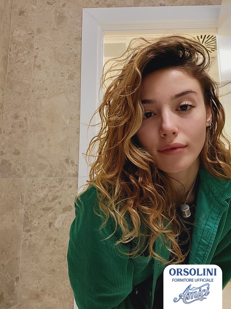 Orsolinispa's tweet photo. Orsolini fornitore ufficiale di #Amici21 ha selezionato massimo comfort, design innovativo e made in Italy per la casa che ospita gli allievi si @AmiciUfficiale 
Vi regaliamo alcuni scatti esclusivi dei ballerini direttamente dalla casetta! https://t.co/ehxczV6LXs