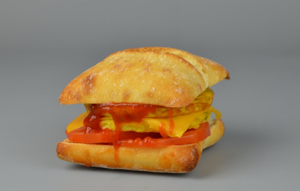 RobinsDonutsCAN's tweet photo. Our Ultimate Western Sourdough Breakfast Sandwich is a MUST try 😋
2 Freshly Cracked Western Eggs, layered with Tomatoes and Cheddar Cheese & topped with our Spicy Ketchup 🔥
Available at your Local Robin's for a limited time only!
#Robins #RobinsDonuts #UltimateTrio #LTO https://t.co/lX4ZyQbm2y