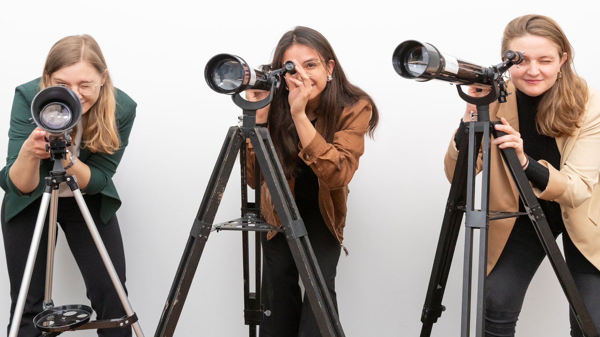 sgg_ssup's tweet photo. Impulse für gesellschaftlichen Zusammenhalt und Demokratie: SGG gründet Think + Do Tank «Pro Futuris»
➡️ Zur Medienmitteilung: https://t.co/TEXuzWViBU
➡️ Mehr zu Pro Futuris: https://t.co/Fz82GnA4jJ
#profuturis #demokratie #thinkdotank https://t.co/QXKcYwEY6w