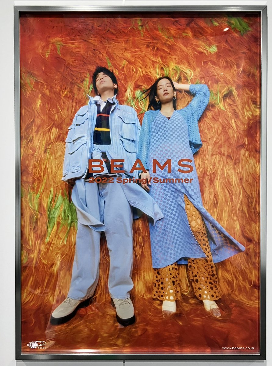 TARAcyan3's tweet image. このポスター好きや😃👍

#BEAMS #springandsummer #fashion