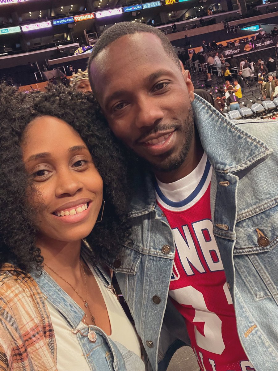 Courtside with Rich Paul at the Lakers vs Wizards game! Highlight of my life! Those who know me personally understands what this moment meant for me! #motivational #inspirational