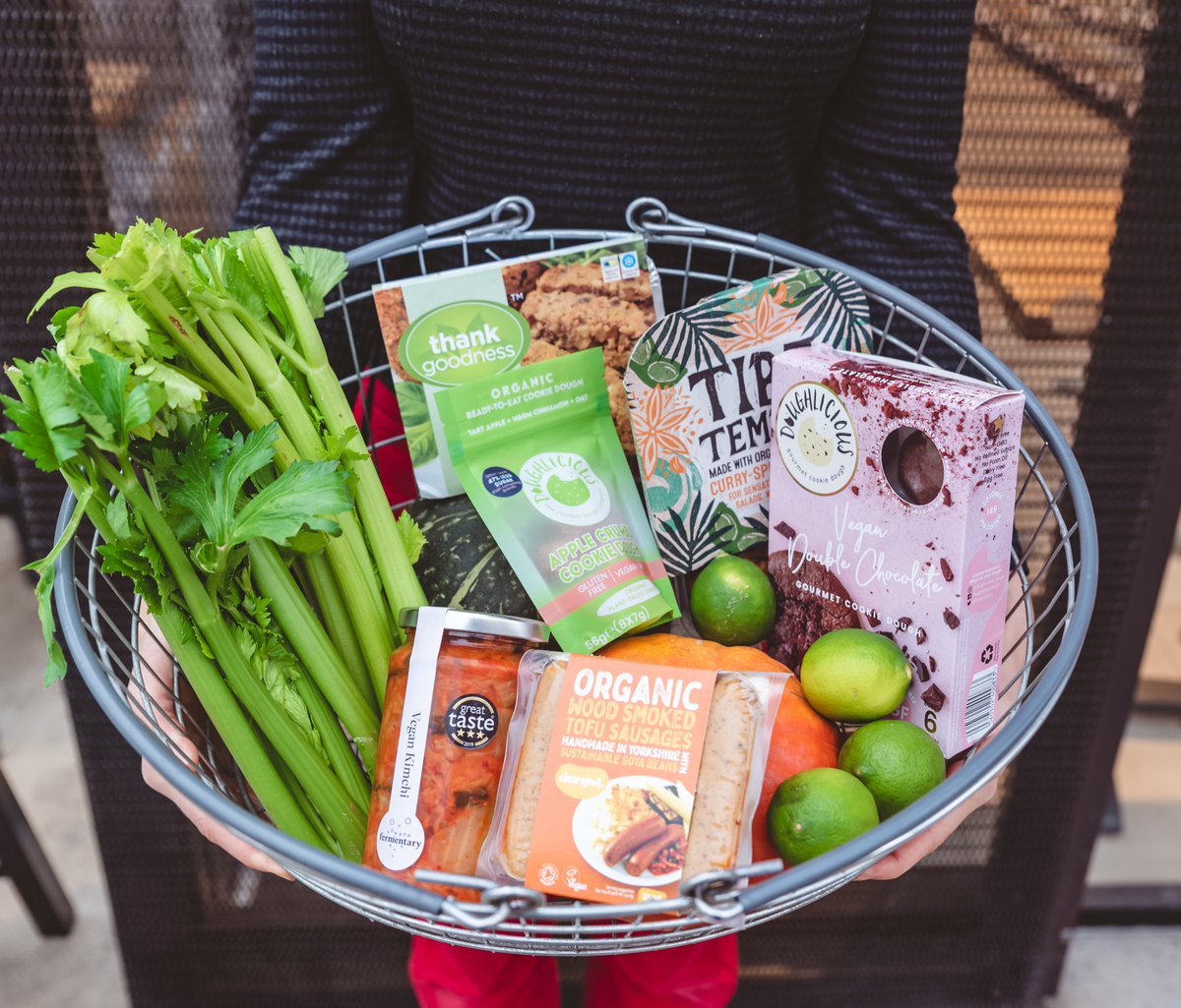Super quick and delicious end of the week dinners just got easier. 😁 

For us it’s all about the incredible ingredients. 💚

What’s your best Thursday night dinner idea? 🍽 

#planetorganic #thursdaydinner #organicliving #organiclifestyle
