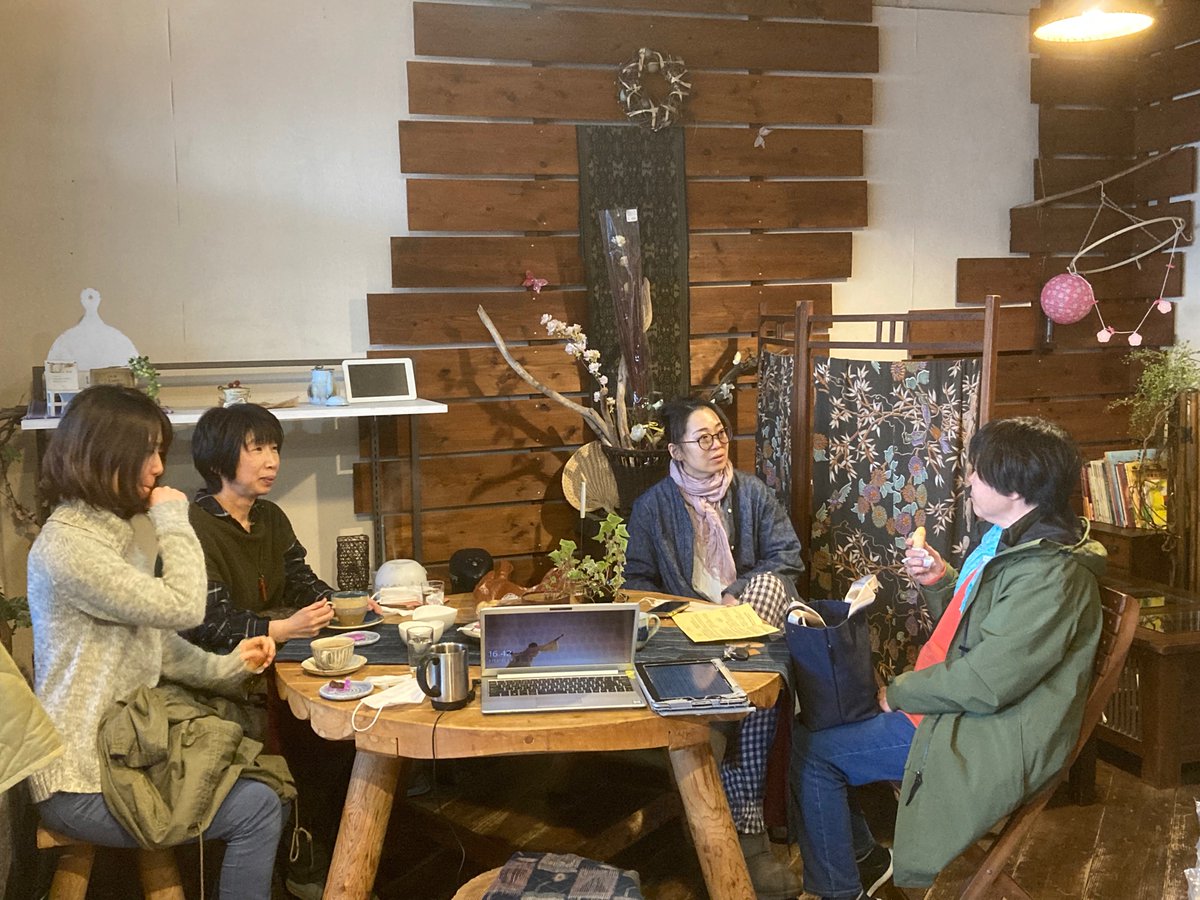 CafeLevel_0's tweet photo. とても珍しいことに、今日は、内々の顔触ればかり。いつになく、濃い交わりの時でした。泣いたり、笑ったり忙しく #感謝 な #預言カフェ タイムを過ごしました… https://t.co/pgfL77LiE5