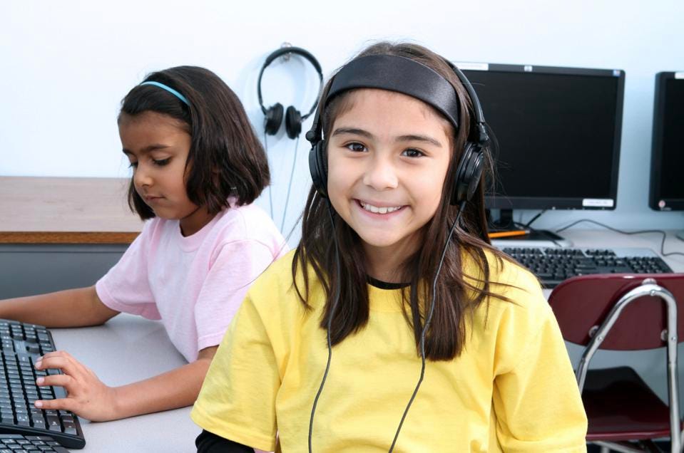 trinetsg's tweet photo. Explore recent data on AI learning in K12 - which demonstrates that AI can be a force for DEI and increasing girls' participation in technology, Computer Science and STEM from an early age. https://t.co/TWWKwHuu6R https://t.co/eLKNWAuxct