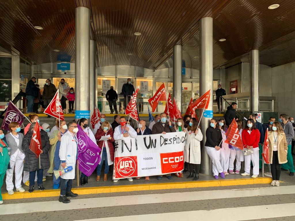 #Nosobranadie en la #SanidadPública de <a href="/ComunidadMadrid/">Comunidad de Madrid</a> Hoy 7.000 profesionales menos en nuestros hospitales y centros de salud👉🚨Hoy 814.000 madrileñxs más esperando ser atendidos, operados o para realizar prueba diagnóstica en hospitales de #Madrid.
<a href="/CCOOMadrid/">CCOO de Madrid</a>