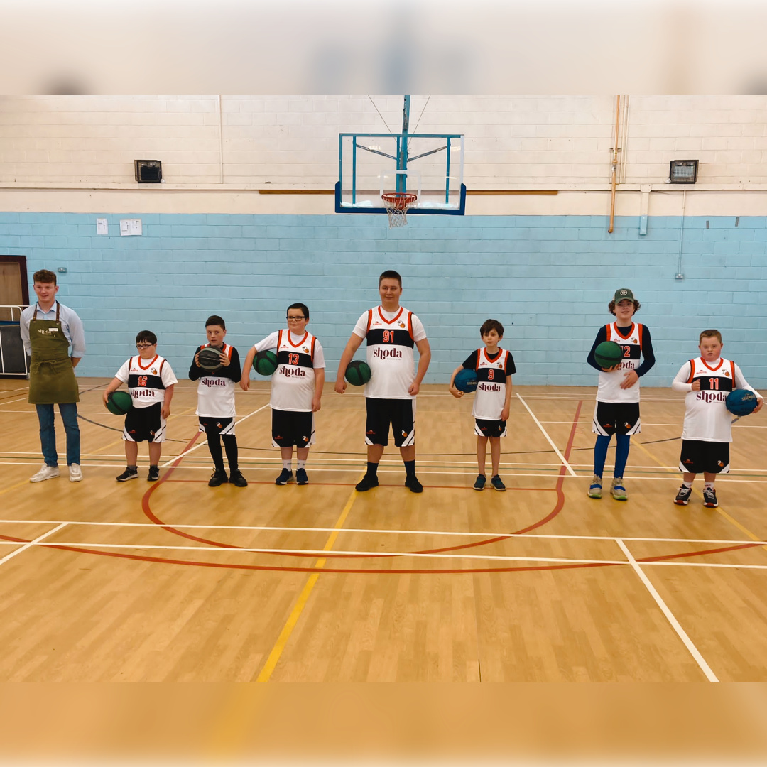 ShodaCafe's tweet photo. Absolutely delighted to have sponsored the kits for the North Kildare Eagles Inclusive Team! James, Tom and Oliver were looking very smart on the day when they received their Shoda kits and treats! 👏

Wishing the lads all the very best in their upcoming games! 🏀 https://t.co/cUCQ6kY4i5