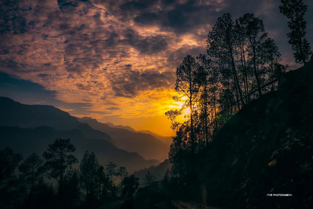 BucketlistNepal's tweet photo. Bright side of travelling 
.
.
📸 By @the_photomanch https://t.co/bCcaSiLgud
