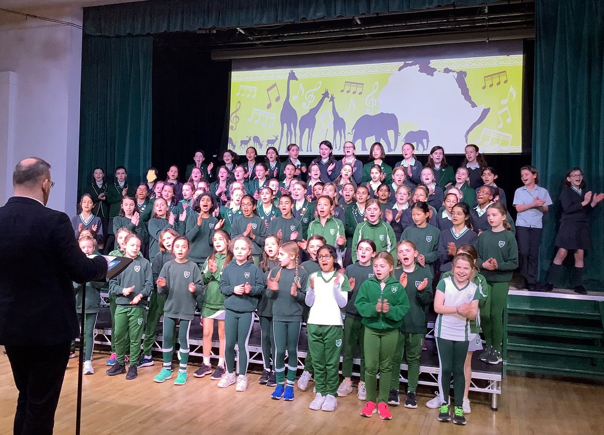 Rehearsals are well underway for our Spring Choral Concert: VIVA AFRICA! We can’t wait to see the final performances of all of our KS2 pupils at 6pm tonight 🎶👏🧡 @SHSPrepMusic @SurbitonHigh @SHSMusicDpt @CSBWRAY @ABaldwinSHS @TraceyChongSHS @SHSGirlsPrep @SHSBoysPrep