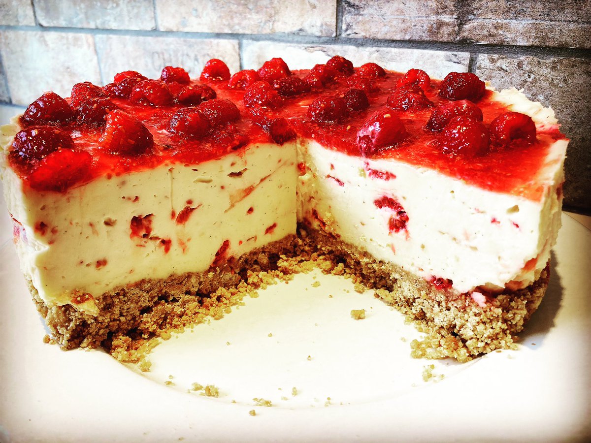 Little Red Rooster tweet media