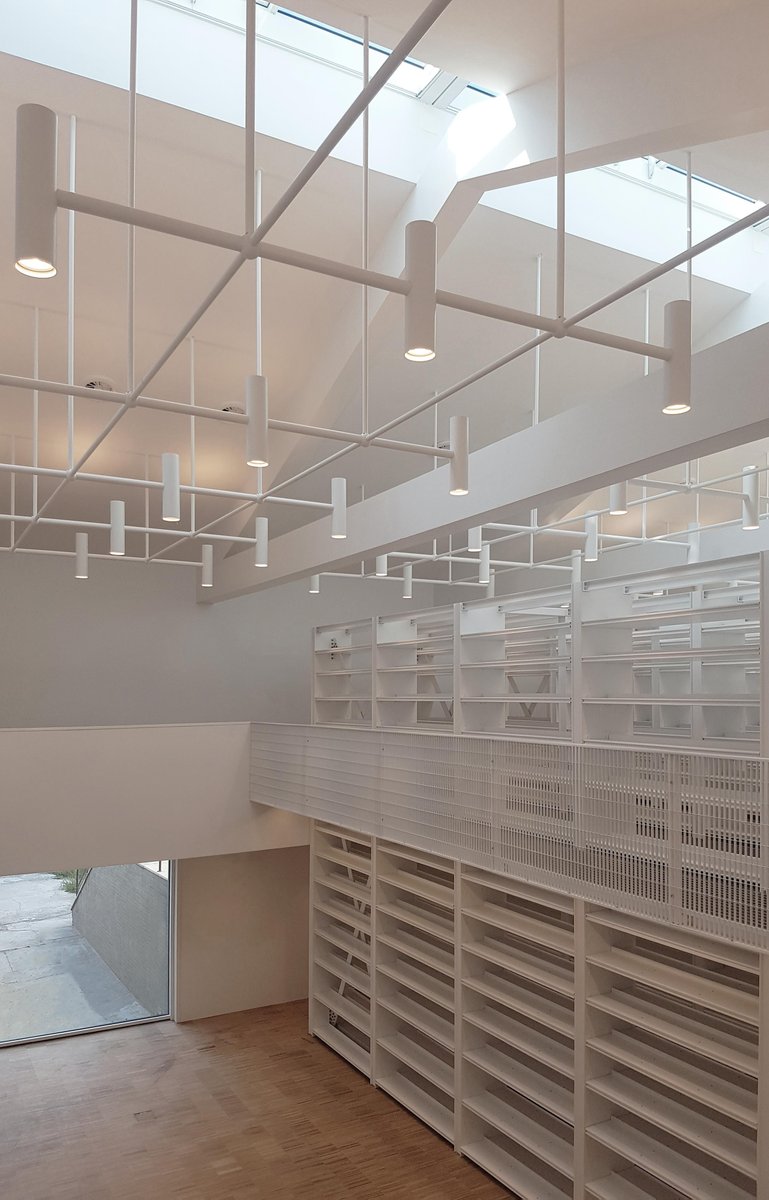 B_Light_Ita's tweet photo. Oh, we remember this one very well. It has been a very challenging project to design and manufacture, but in the end our team managed to deliver this custom lighting structure. Full story on our website.
#structure #lighting #custom #project #design #luminaire #italy #bespoke https://t.co/3OtyUjv2RF