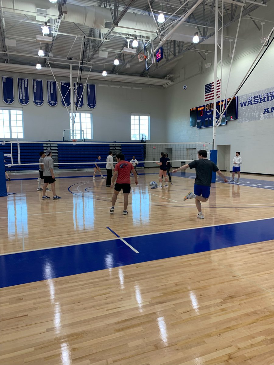 Generals_Fball's tweet photo. Thanks to @GeneralsVB for letting us come out there and do our best attempt at bumping, setting and spiking in the return of our annual matchup!!!

We got y'all next year tho...😈

#AllinAllTheTime https://t.co/RYYD9A6QrV