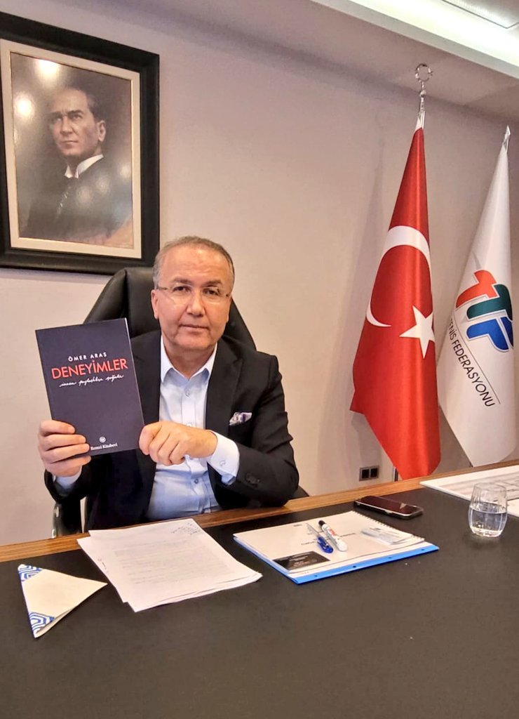 QNB Finansbank Yönetim Kurulu Başkanı saygıdeğer dostum Ömer Aras, 37 yılı bankacılıkla geçen iş hayatı tecrübelerinin referans olduğu yöneticilik ilkelerine 'Deneyimler' kitabında yer verdi.

Eşsiz bilgilerle dolu, ilham veren bu değerli kitap herkesin kütüphanesinde bulunmalı.