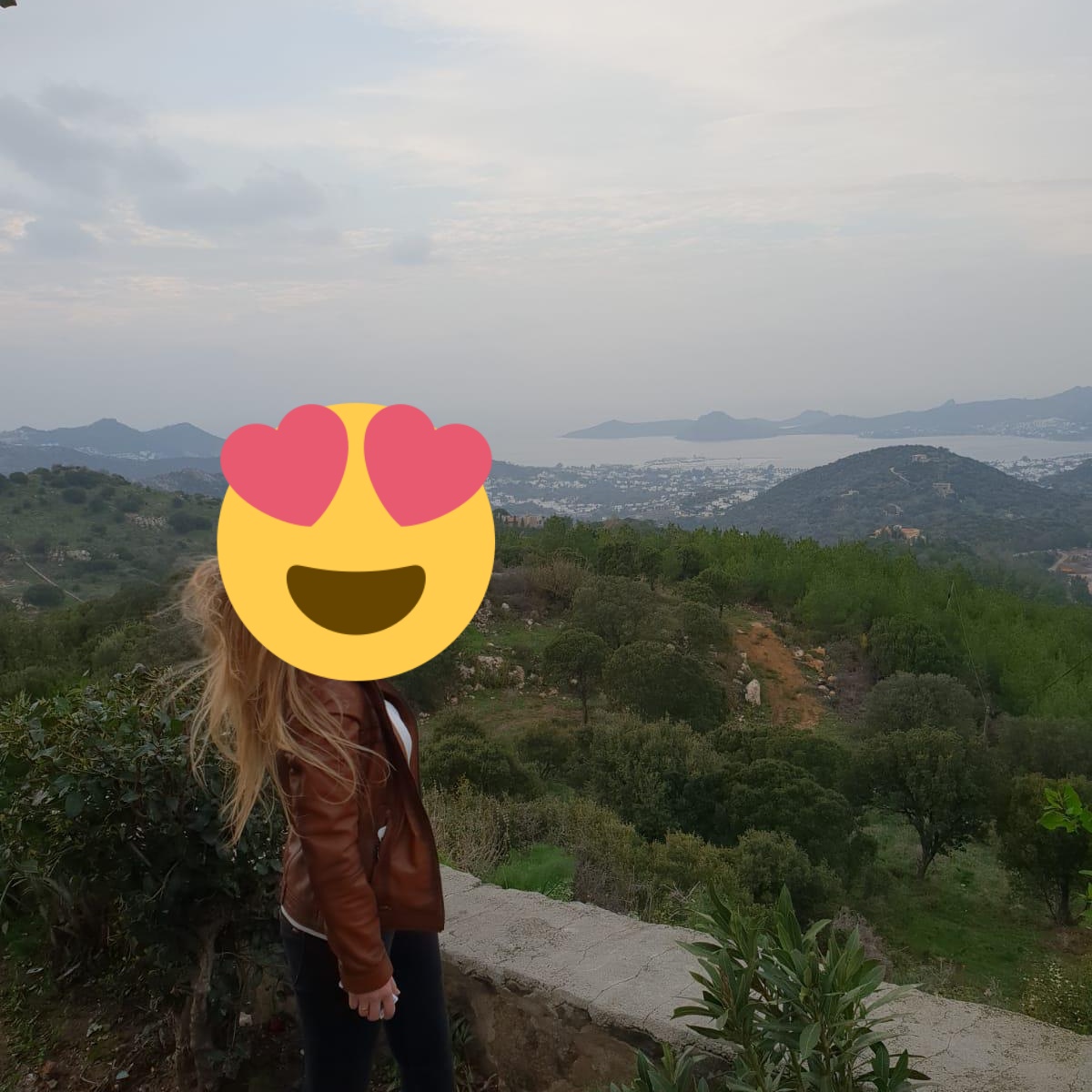 Hava tam gezmelik kendine güvenen yok mu tanışalım