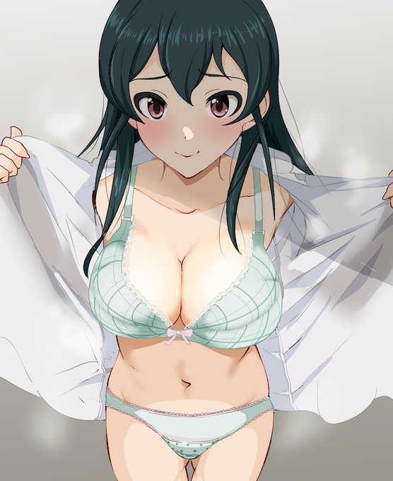 「私のここ…いつもジロジロ見てるの判ってるんだからね…!!」
ブラウスの下は直接ブラジャーだった泉 