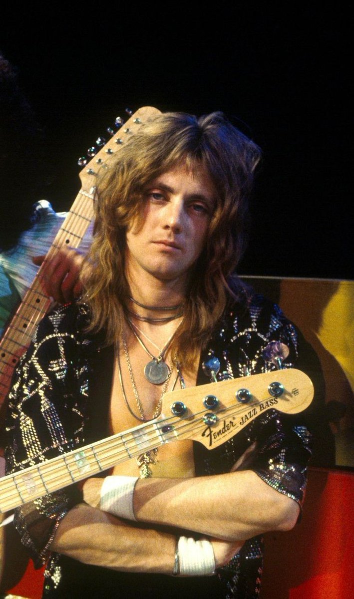 rgtylr's tweet photo. 7- a beleza do roger nos anos 70 🥵 https://t.co/zx2FoxhDw4