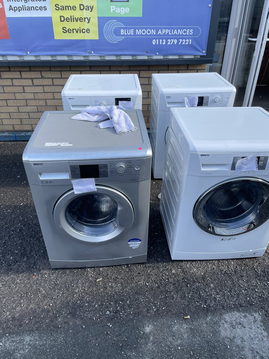 HomelessHamper4's tweet photo. Now that’s a mammoth Homeless Hampers week and it’s only Thursday!! we bought and delivered 5 washing machines, 4 beds, a chest of drawers and a TV!! Giving people the hope as they see their new flats develop into homes. #workingtogether #simles @BARCALeeds @simonotstreets 💛 https://t.co/ONJ7hAFmm3