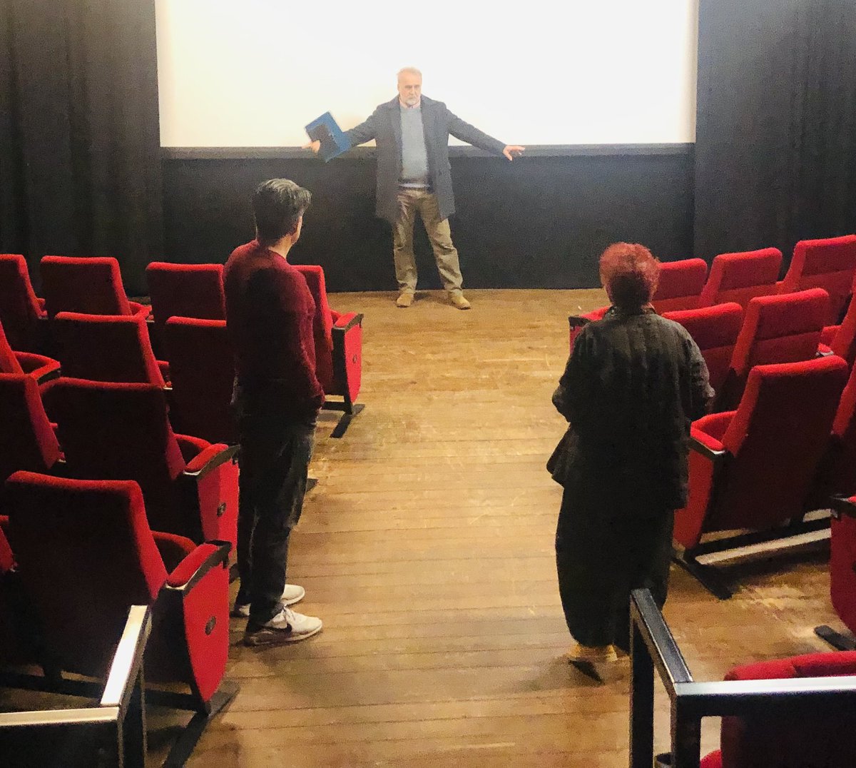 realdannimorgan's tweet photo. Delighted to be involved in @FestOfChi this year hosting an event for the living legend of British theatre Prof Pamela Howard OBE John Merrigan @fatdanmusic will be interviewing this incredible lady Fri 24th June 6pm @NewParkCinema tickets on sale 7th April @marathon_addict https://t.co/kKS2GzBh7q