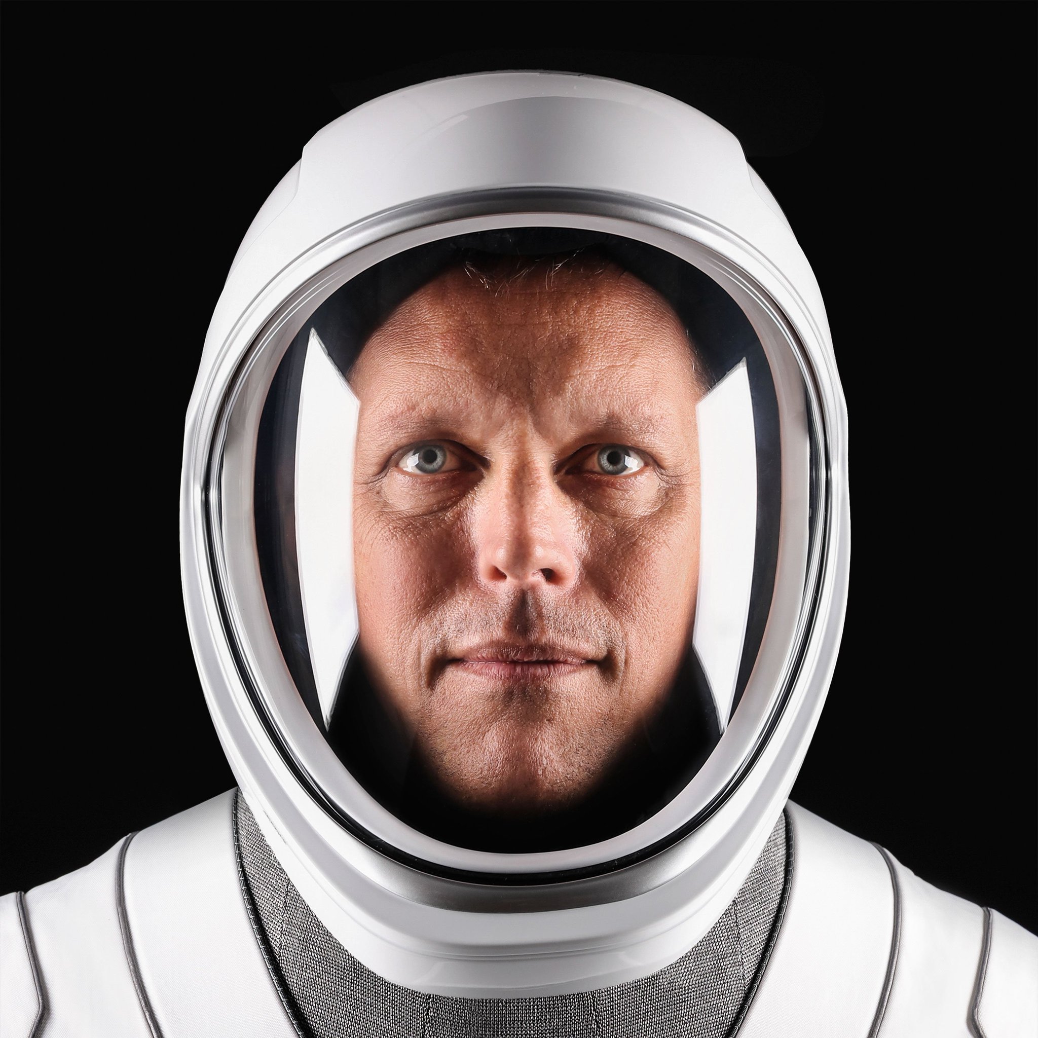 NASA Commercial Crew on Twitter: "Four astronauts will soon launch to