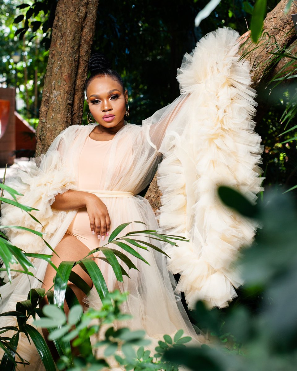 Ms_LsD's tweet photo. A Gorgeous Babe rocking A Royalty Maternity robe for her birthday shoot 🎉🎊🎉

https://t.co/luUBP2HNxi https://t.co/vSCNuUpgKZ