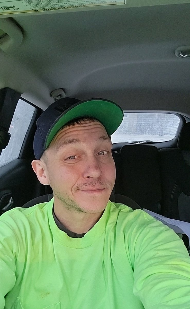 apprentice322's tweet image. Happy Thursday everyone! Been away for awhile but I never forgot about #RecoveryPosse #odaat people! Just getting over a killer head cold! I hope everyone's is doing well and remember you matter no matter what! Needed that reminder! #selfie #SelfLoveIsTheBestLove #loveyouall