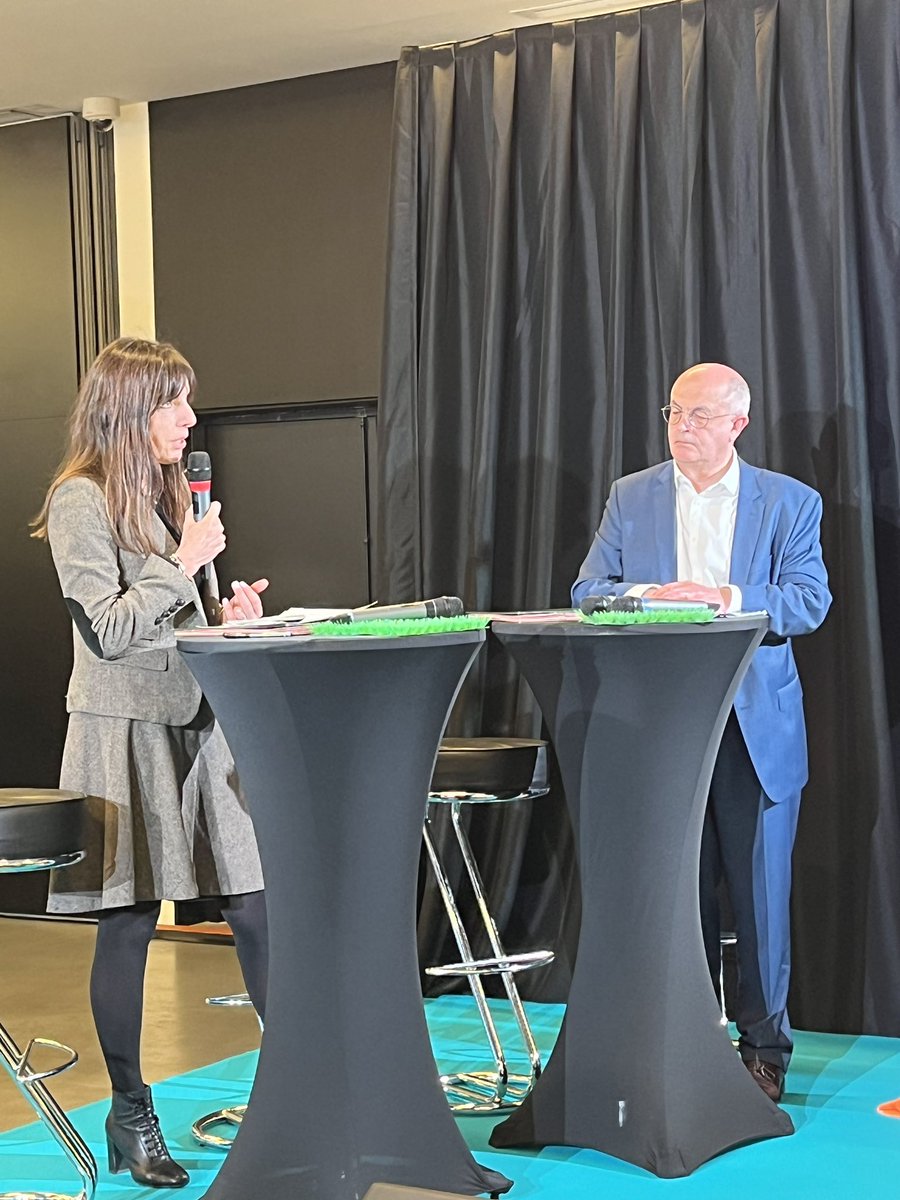 FTravail_NDIE's tweet image. 👷🏽‍♀️👷🏻@Poleemploi_Ndie et @FRTP_Normandie ont signé aujourd&apos;hui une convention pour accompagner les entreprises du secteur des travaux publics dans leurs besoins en recrutement #Tousmobilisés #JeRecruteAvecPôleemploi