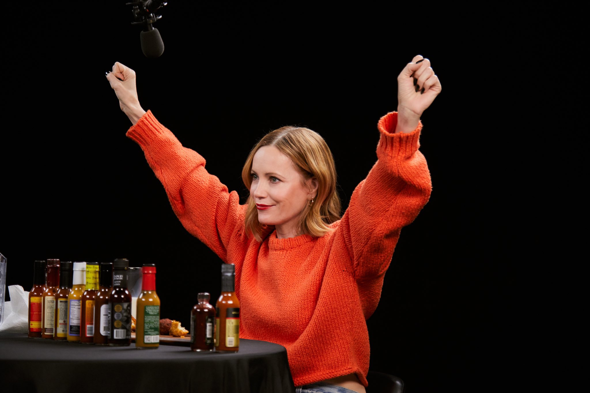 Sean Evans on X: Here's Leslie Mann's audition tape to be the new host of  Hot Ones   / X