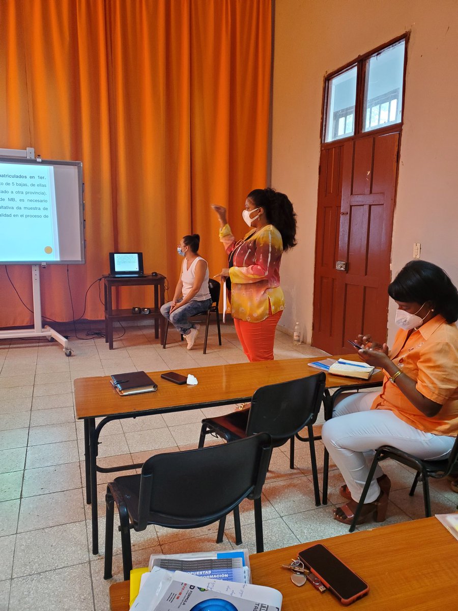 olgalidiam47's tweet photo. Un encuentro necesario con la Dirección Nacional de Formación con la DME, DPE y las Escuelas Pedagógicas @FundichelyRosa @RaulSamon @YamileMoracenM @YamiraDaz1 @Anita64244473 @DianaGisellMar1 https://t.co/7pxuF6YUdn