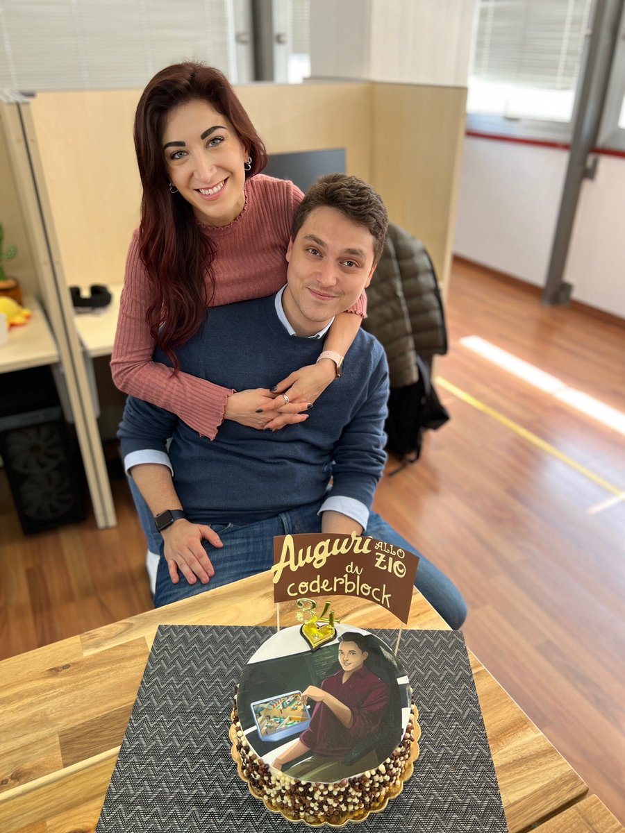coderblock's tweet photo. Oggi è un giorno speciale per tutto il team #Coderblock: è il compleanno del nostro CEO @Dan_C0sta! 🥳
Potevamo forse non festeggiarlo con la sua torta preferita? 😋

#teamcoderblock #happybirthdayceo https://t.co/8S7iraB185