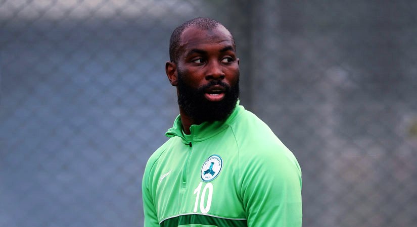 mb_bayraktar's tweet photo. https://t.co/sJ5vgY8LJq
💥DOUKARA İLE YOLLAR AYRILDI
GZT Giresunspor Kulübü, Doukara ile olan sözleşmesini tek taraflı olarak fesih etti.
Doukara Antalyaspor'la deplasmanda oynanan maçın ardından ev sahibi takım taraftarlarlarına üçlü çektirmişti.
#yeşigiresungazetesi #doukara https://t.co/Cc1EGsogRr