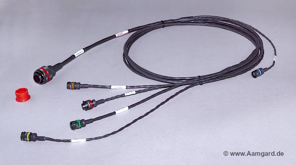 aamgard's tweet photo. 🇬🇧  Sensor harness with Teflon 5YR cables and Viton high temperature heat shrink for operating temperatures up to 180°C. More about wiring looms from Aamgard Engineering: https://t.co/UKHoR5C3dI https://t.co/hmlCBlmrFv