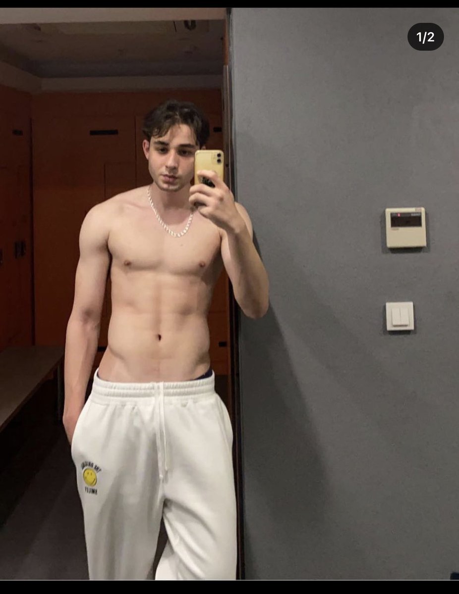 SnapchatBait's tweet photo. Anyone interested buying his baits? RT for more of him π₯΅
DM for bait requests π
#straightbait #snapchatrequest #requestbait #straightb8 #straightexposed #straightdudes #Str8DICK #straightbaiting #straightboy https://t.co/AvFHuxynOm
